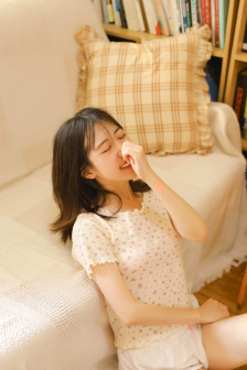 陌路惊笑
